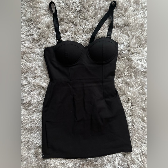 Superdown Dress🖤🪩✨ - Picture 2 of 7